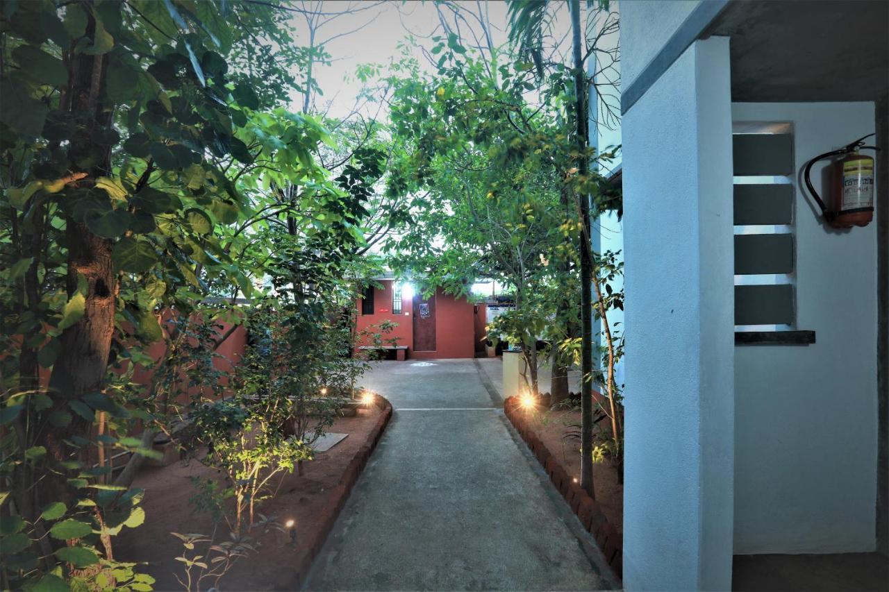 Hotel Du Palais - Auroville Beach Puducherry Exterior foto