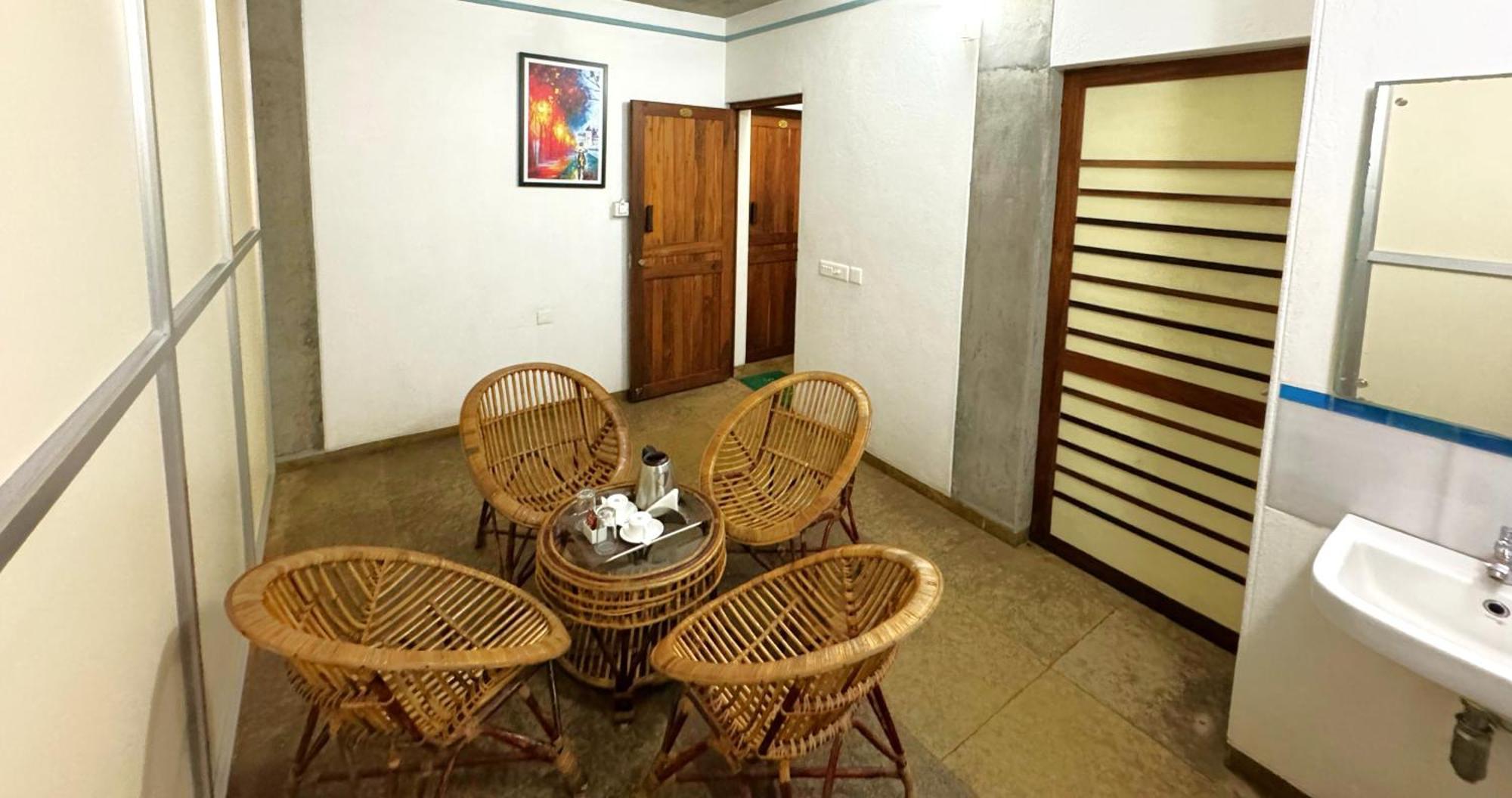 Hotel Du Palais - Auroville Beach Puducherry Exterior foto